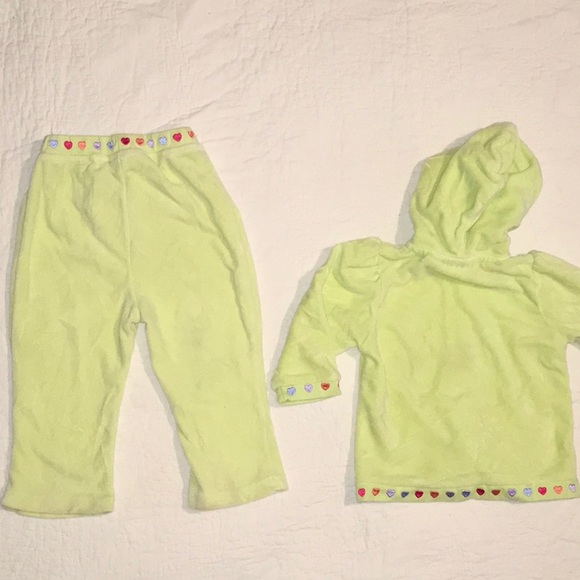 Little girls sz 24 months two piece outfit - Picture 4 of 5